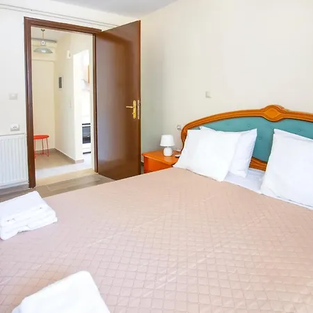 βιλα μπουμπουλινα Apartamento